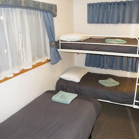 Lake Hamilton Motor Village And Caravan Park Стая снимка