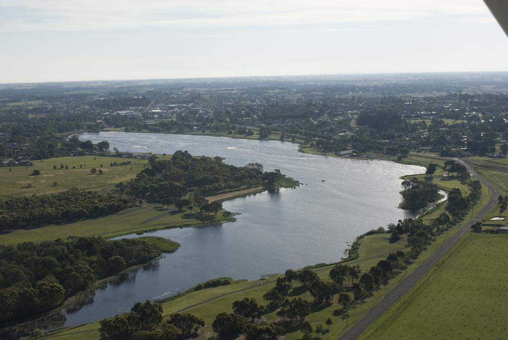 Lake Hamilton Motor Village And Caravan Park Екстериор снимка